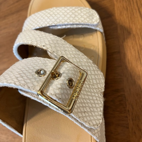 Vionic Pacific Rio Women's White Lizard Platform Sandals Size 9 - Picture 8 of 14
